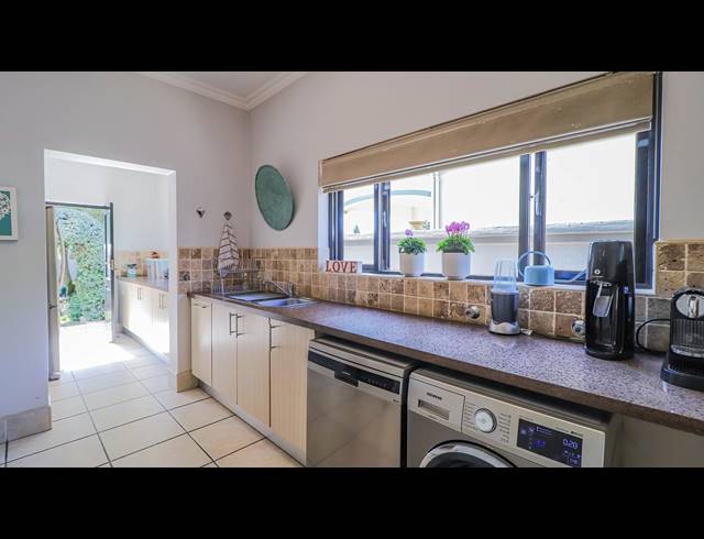 3 BEDROOM CLUSTER FOR SALE IN BEVERLEY